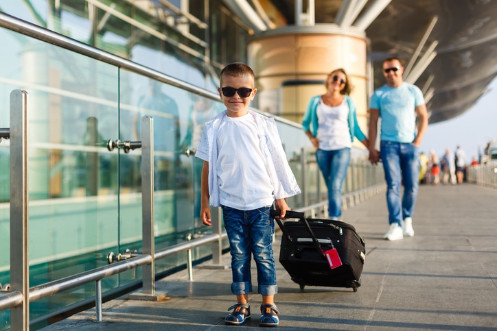 8 Hot Tips While Traveling with Kids