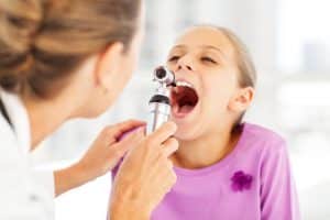 Symptoms and Treatment of Tonsillitis in Kids